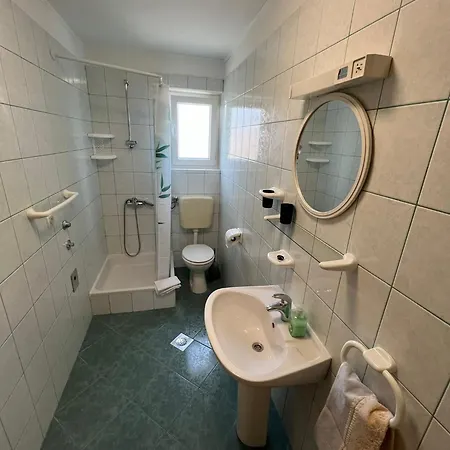 Krunic Apartment *